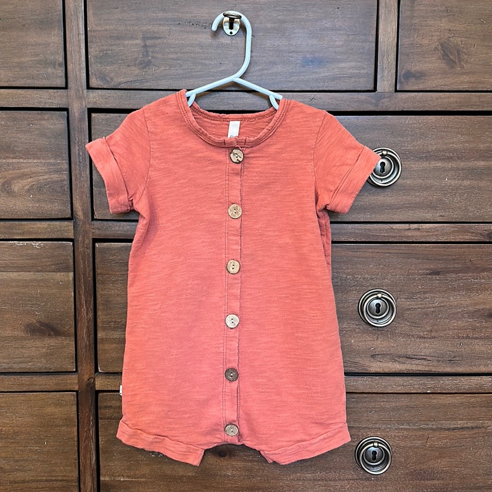 Childhoods Clothing Rolled Sleeve Romper, size 3T.